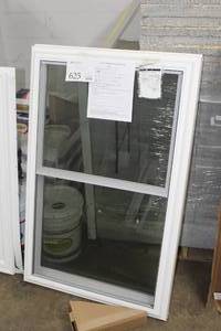 Lindsay Window & Door 810 Pinnacle Double Hung Pocket Window 32x50 (Brand New  Never Installed)