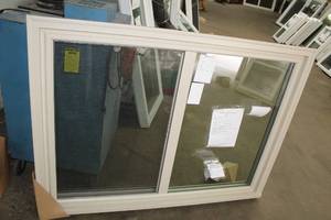 Lindsay Window & Door SunView Single Slider Window 52x42.25 (Brand New  Never Installed)