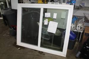 Lindsay Window & Door SunView Single Slider Window 59-12x45 (Brand New  Never Installed)