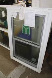 Minnkota Double Hung Window 32x50-38 (Brand New  Never Installed)