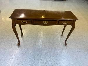lot 2 image: Ashley Occasional Table