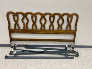 lot 62 image: King Size Bed Headboard & Frame