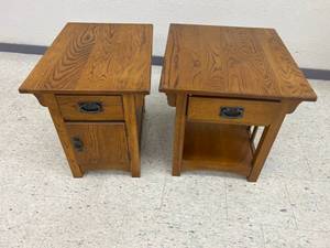 lot 20 image: Matching Side Tables with Storage
