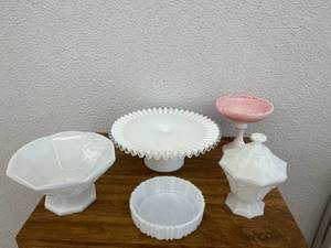 lot 24 image: Milk Glass