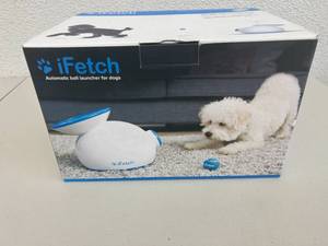 lot 70 image: iFetch Automatic Ball Launcher for Dogs