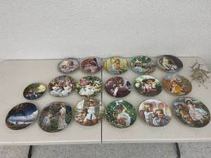 lot 72 image: Collectible Plate Collection