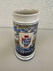 lot 83 image: Old Style 1985 Stein