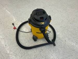 lot 111 image: 6 Gallon Shop-Vac Pro