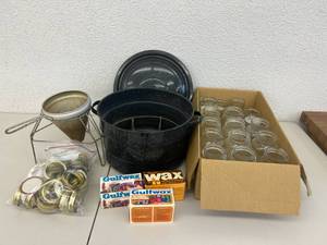 lot 112 image: Canning Supplies