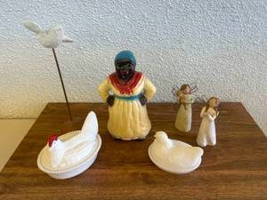 lot 119 image: Collectibles