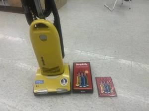 lot 135 image: Simplicity Vacuum with Extras