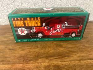 lot 141 image: Texaco 1929 Mack Fire Truck