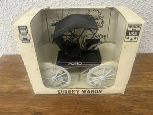 lot 153 image: Surrey Wagon 116 Scale