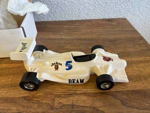 lot 178 image: Jim Beam Decanter