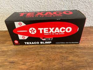 lot 182 image: Texaco Blimp 1 of 5000