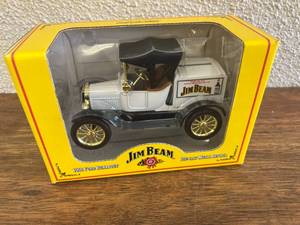 lot 203 image: Jim Beam 1918 Ford Runabout