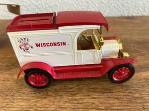 lot 217 image: 1913 Model T Van Wisconsin Badgers
