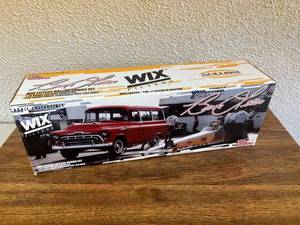 lot 220 image: WIX Filters Racing Combo Set