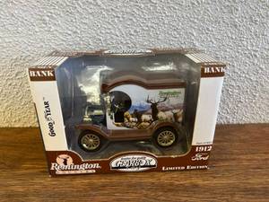lot 222 image: Remington 1912 Ford Model T Delivery Bank