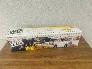 lot 233 image: WIX Top Fuel Dragster 124 Scale