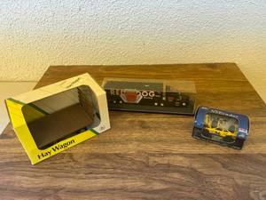 lot 254 image: John Deere Hay Wagon, Red Dog Tractor Trailer & M&M Car
