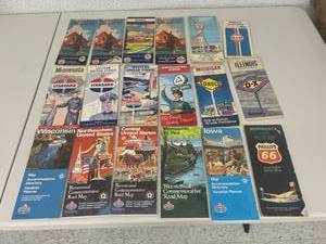 lot 260 image: Vintage Service Station Roadmaps