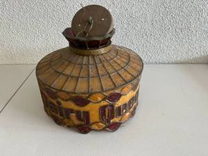 lot 273 image: Vintage Dairy Queen Light