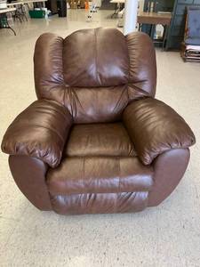 lot 290 image: RockerRecliner