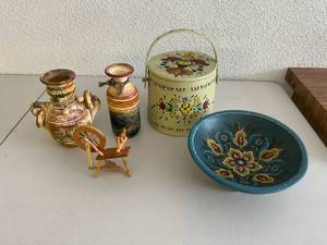 lot 308 image: Home Decor
