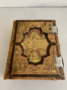 lot 309 image: Very Old Norwegian Bible