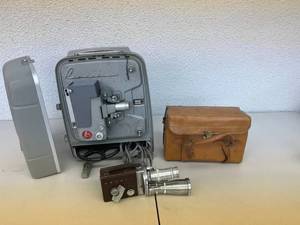 lot 321 image: Antique Revere Camera & Projector