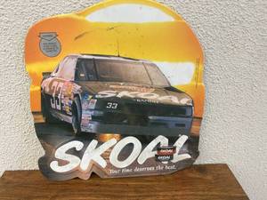 lot 352 image: Skoal Sign