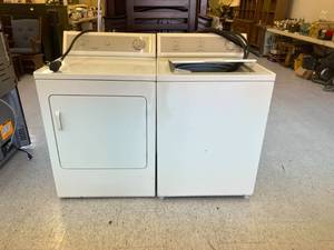 lot 360 image: Frigidaire Washer & Dryer