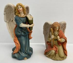 lot 162 image: Pair Of Vintage Ceramic Angels 1 10 & 1 7 (No Chips Or Cracks Present)