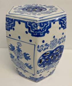 lot 193 image: Vintage Chinese Pottery Stool With Floral Bird Design 12 34 T x 10  (No Chips Or Cracks)
