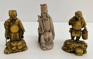 lot 208 image: Three Vintage Resin Oriental Figures 2 3 14 1 3 34 (No Chips Or Cracks)