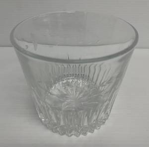 lot 238 image: Vintage Cut Crystal Ice Bucket 5 12 x 6