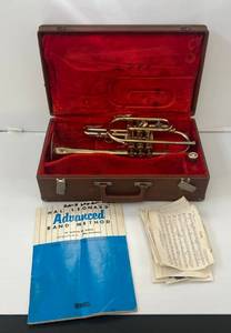 Vintage Horton Collegiate Trumpet With Case