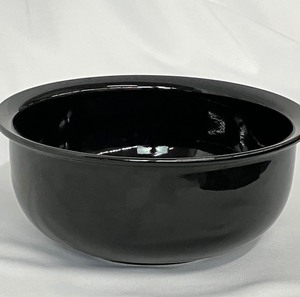 lot 67 image: Vintage Large Finel Arabia Wartsila Gloss Black Bowl- Made in Finland
