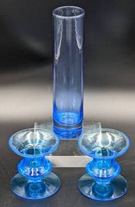 lot 84 image: Blue Blown Art Glass Candle Holders and Stem Vase
