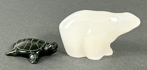 lot 146 image: Hadeland of Norway Opaline Glass Bear and Carved Stone Turtle