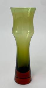 lot 190 image: Mid Century Modern - BO BORGSTROM Aseda Swedish Art Glass Vase