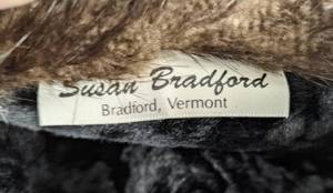 lot 124 image: SUSAN BRADFORD Black Sheepskin Pillbox Hat with Beaver Fur Trim