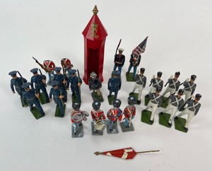 lot 295 image: Vintage Mixed Regiments - 23 Lead Toy Soldier Figurines