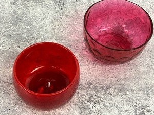 lot 285 image: Two Vintage Cranberry Glass Bowls
