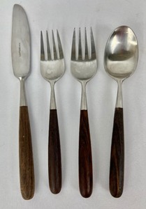 lot 298 image: Assorted Vintage Wood Handled Flatware and Bottle Openers
