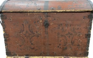 lot 372 image: Antique Domed Wood Trunk Scandinavian Design with Nordic Painting Inside and Out & Surprise Hidden Compartment