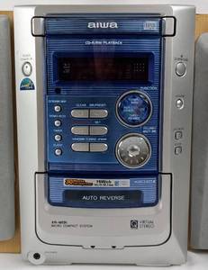lot 347 image: Aiwa CDCassette Tabletop Stereo and Speakers System