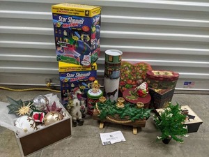 lot 92 image: Fantastic Christmas Collection