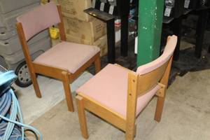 lot 751 image: Lot of (2) Padded Wood Office Chairs